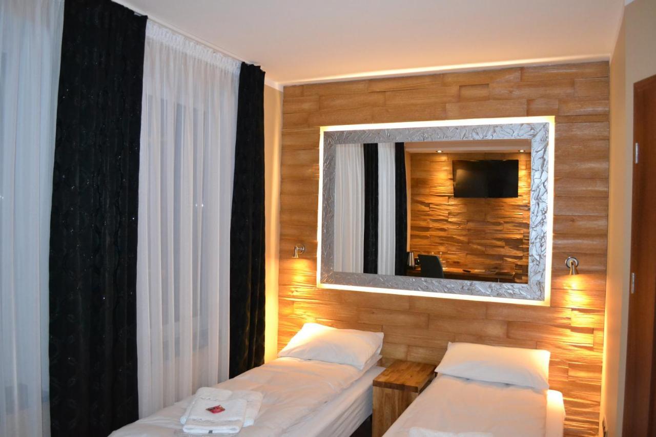Villa Vip Gniezno Exterior foto